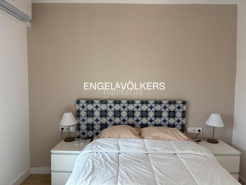 Foto cd378bd5-8883-431c-9ffa-10420ce735e6. Alquiler apartamento precioso apartamento temporal a dos pasos del puerto en Barcelona
