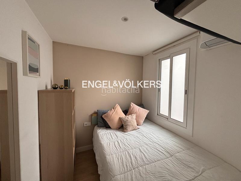 Foto fd000fdc-c007-4d5e-8390-94316befeb87. Alquiler apartamento precioso apartamento temporal a dos pasos del puerto en Barcelona