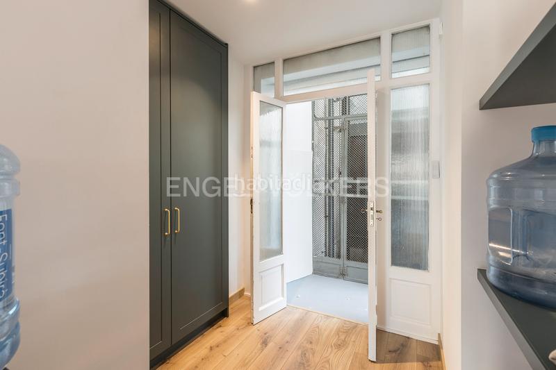 Foto 2423285a-a477-461b-be7e-1c098ab608f1. Rent penthouse with heating parking in Sant Ramon - Maternitat Barcelona
