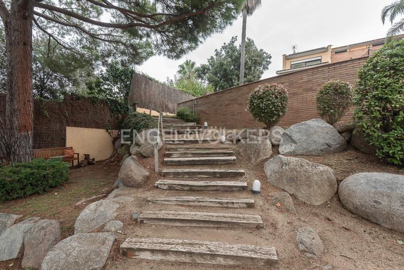 Foto 09d31870-7f5f-4b7c-ac36-e0ca413eadba. Casa amb calefacció aparcament piscina a Montalnou - Milans del Bosc Sant Vicenç de Montalt