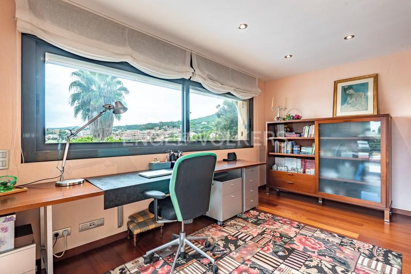 Foto 4f5d7f93-15aa-454a-991c-be70423a404f. Casa amb calefacció aparcament piscina a Montalnou - Milans del Bosc Sant Vicenç de Montalt