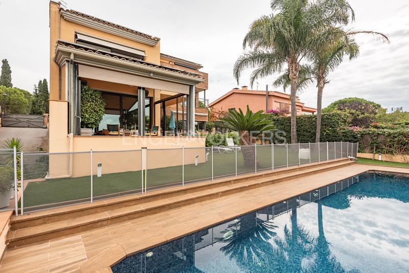 Foto 79fd4fd1-555b-4390-85d8-9a9511664266. Casa amb calefacció aparcament piscina a Montalnou - Milans del Bosc Sant Vicenç de Montalt