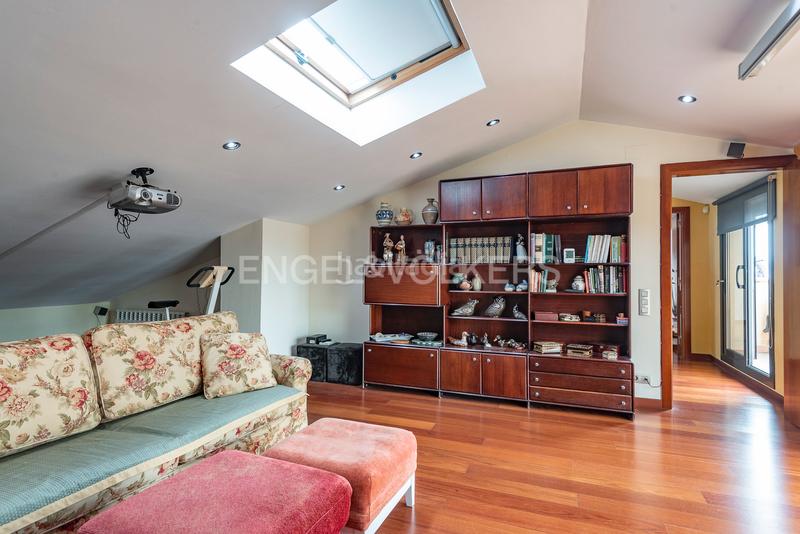 Foto 8fcd33fd-aad7-4219-b83b-9ee8237f23c9. Casa amb calefacció aparcament piscina a Montalnou - Milans del Bosc Sant Vicenç de Montalt