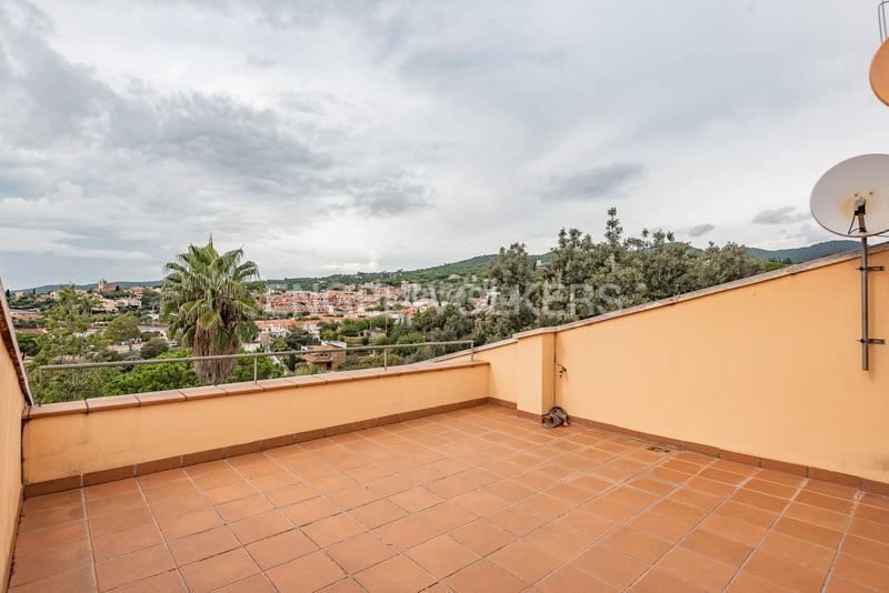 Foto a28c78d4-0414-4f45-bd43-2885d4bc1b87. Casa amb calefacció aparcament piscina a Montalnou - Milans del Bosc Sant Vicenç de Montalt