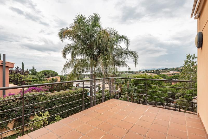 Foto a5d8557b-c725-467e-86ef-a358f9e3201f. Casa amb calefacció aparcament piscina a Montalnou - Milans del Bosc Sant Vicenç de Montalt