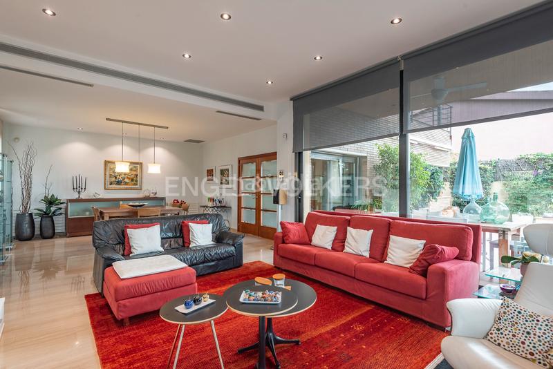 Foto eb6ed394-b8dd-4f9f-ae66-c2cfbc7f52fe. Casa amb calefacció aparcament piscina a Montalnou - Milans del Bosc Sant Vicenç de Montalt