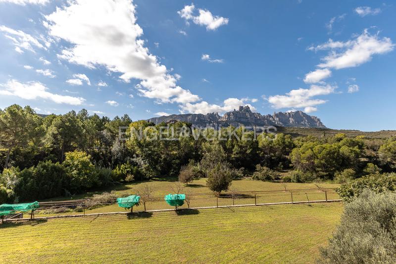 Foto 1f7c6bd4-028e-4506-9241-1b65f21e5492. Haus mit heizung parking in Vacarisses