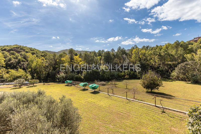 Foto 3242e3ca-5865-42cf-a803-51259b9b9596. Haus mit heizung parking in Vacarisses