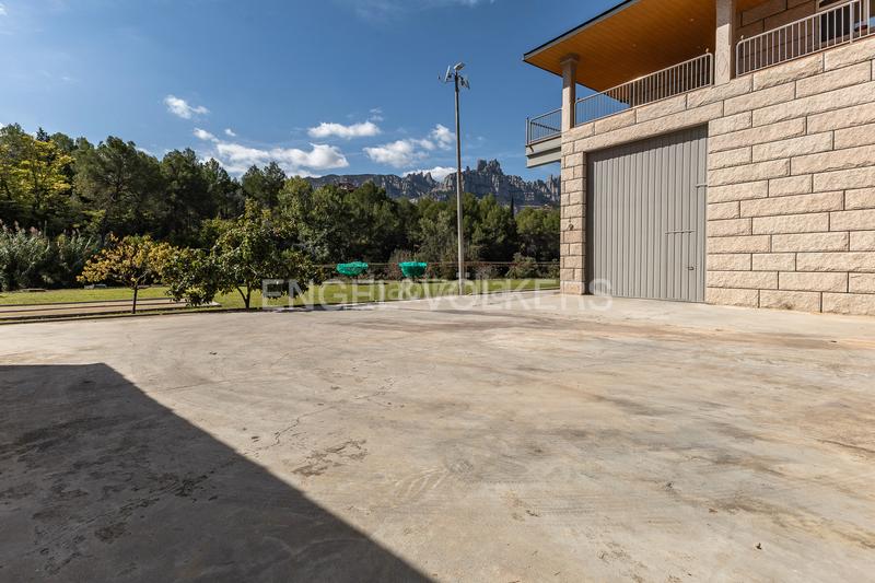 Foto 33132c18-f00b-4fb5-aa03-3ae7703975ca. Haus mit heizung parking in Vacarisses