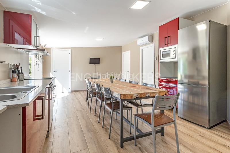 Foto 4ba89574-700b-4b10-b252-3867b8dec414. Haus mit heizung parking in Vacarisses