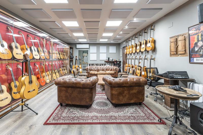 Foto 5666b7fa-9211-42aa-97ea-68dd0035837e. Haus mit heizung parking in Vacarisses