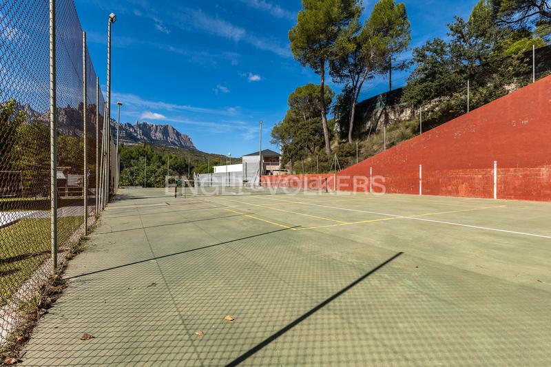 Foto 92152bac-96bd-4333-8dde-fcd89ae3ca53. Haus mit heizung parking in Vacarisses