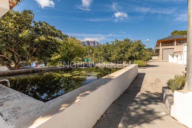 Foto 9cac52de-e89d-4acf-b41f-0c018aa7a60f. Haus mit heizung parking in Vacarisses