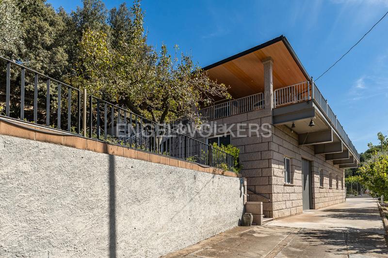 Foto eb791e97-50c4-4b6f-83d4-2801dc9c5043. Haus mit heizung parking in Vacarisses