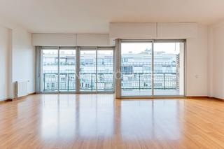 Appartement à Pedralbes. Luminoso piso en venta en pedralbes