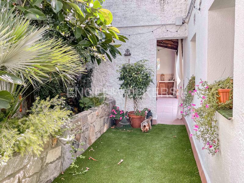 Foto 4d0f5554-34ef-45b9-a359-dab6be46dd22. Affitto casa con riscaldamento parcheggio piscina in Cabrils