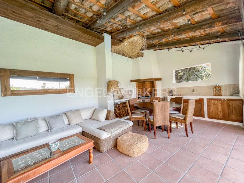 Foto ce126869-a16b-4f0d-9d6d-ab9642a19343. Affitto casa con riscaldamento parcheggio piscina in Cabrils
