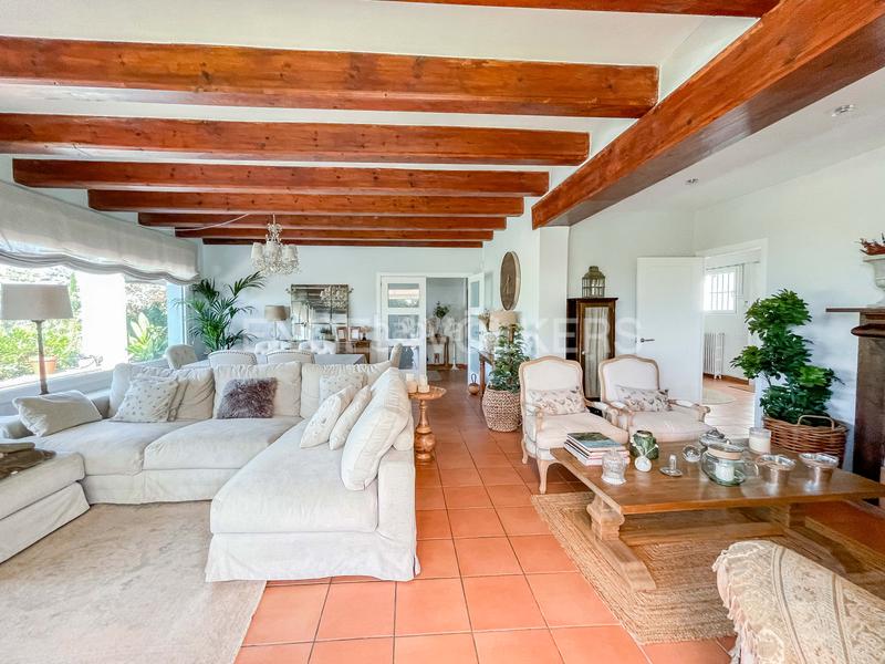 Foto 0bc2390d-e778-46bc-8ca9-af96790891a8. Alquiler casa elegancia y confort . en Cabrils