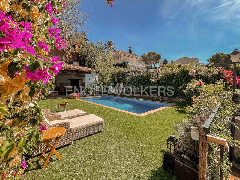 Foto 7687ad97-95c6-446a-a927-42d9dbf419fe. Alquiler casa elegancia y confort . en Cabrils