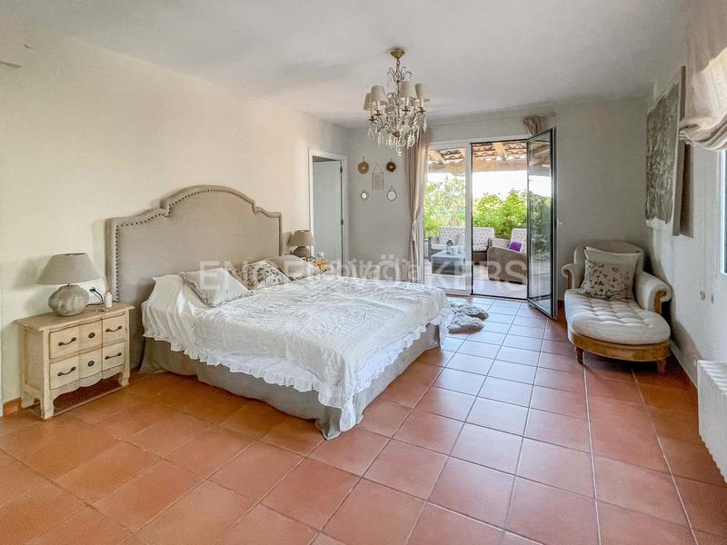 Foto a984fd30-fe24-4eae-bee8-512c0d813d1f. Alquiler casa elegancia y confort . en Cabrils