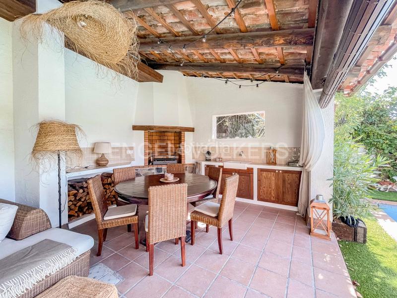 Foto 00c07e43-b69d-4028-99ac-02124ff38f73. Miete haus mit heizung parking pool in Cabrils