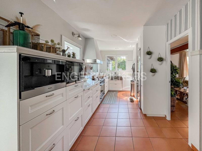 Foto bec3c1f9-301a-40c2-80e9-7d222f969066. Miete haus mit heizung parking pool in Cabrils