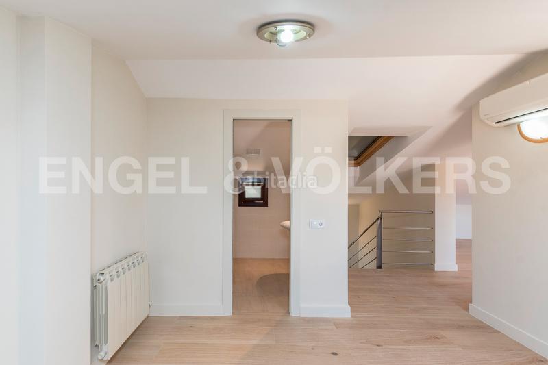 Foto ddba2c3e-c352-46b5-9fbc-5e9a134505bb. Affitto casa con riscaldamento parcheggio piscina in Sant Cugat del Vallès