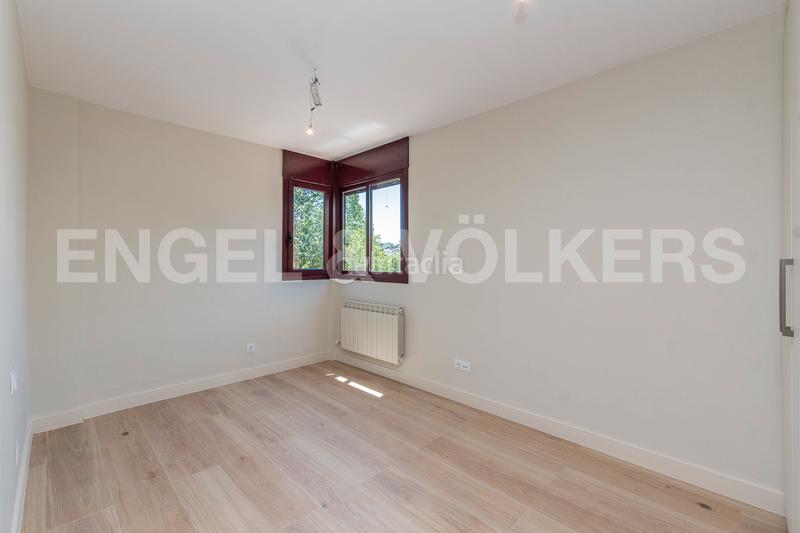 Foto fd86f343-9e43-4ab3-b7fb-9707176cbba0. Affitto casa con riscaldamento parcheggio piscina in Sant Cugat del Vallès