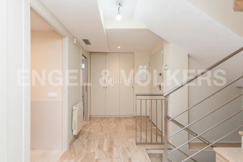 Foto 1f2d7a5d-225b-4f1c-b880-aed598625d44. Lloguer casa amb calefacció aparcament piscina a Sant Cugat del Vallès