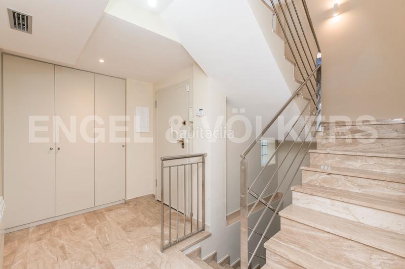 Foto ad136e14-0c6d-4f84-8d66-c64369cdb0f1. Lloguer casa amb calefacció aparcament piscina a Sant Cugat del Vallès