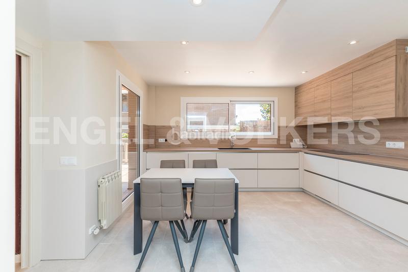 Foto c185c93e-eaa7-4197-b652-c3e79306960c. Rent house with heating parking pool in Mira-sol Sant Cugat del Vallès