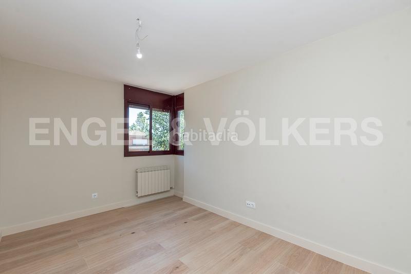 Foto c588bbe0-74f9-4ec7-bd49-a32105fab3f5. Rent house with heating parking pool in Mira-sol Sant Cugat del Vallès