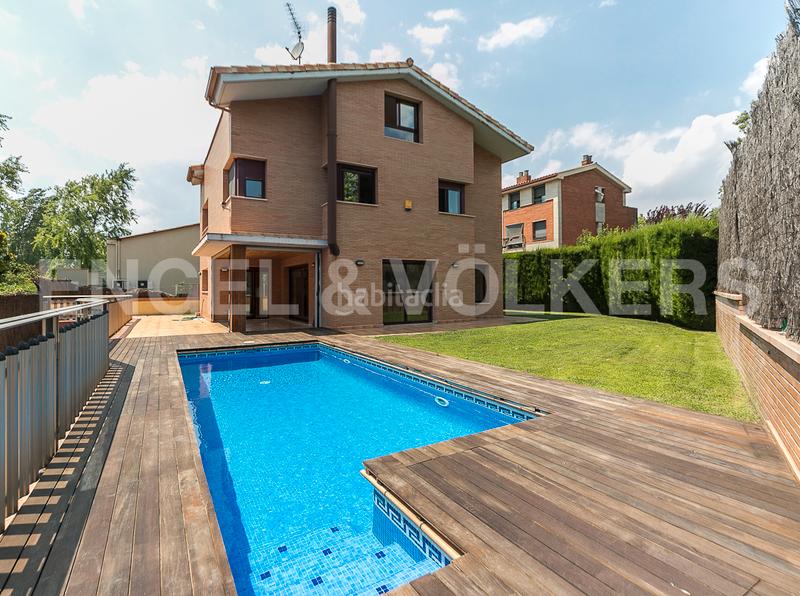 Foto e1a60c86-e07f-4450-9305-b9d58ee26435. Rent house with heating parking pool in Mira-sol Sant Cugat del Vallès