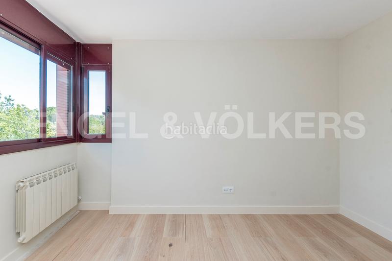 Foto f18c5f1b-7762-41b9-bc6d-0a6e9ccb5fce. Rent house with heating parking pool in Mira-sol Sant Cugat del Vallès