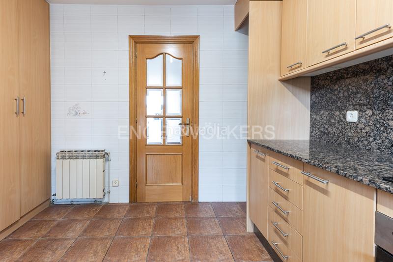 Foto 2a690749-c3fb-4e6d-8564-b7dda4501715. Casa amb calefacció aparcament a Roca del Vallès (La)