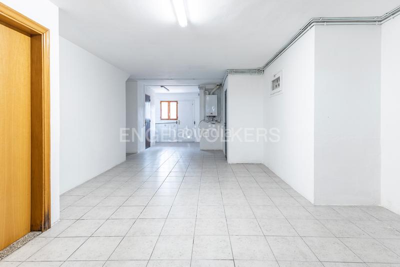 Foto 7e4d5fd9-4874-443b-9e9d-dc67a87e4826. Casa amb calefacció aparcament a Roca del Vallès (La)