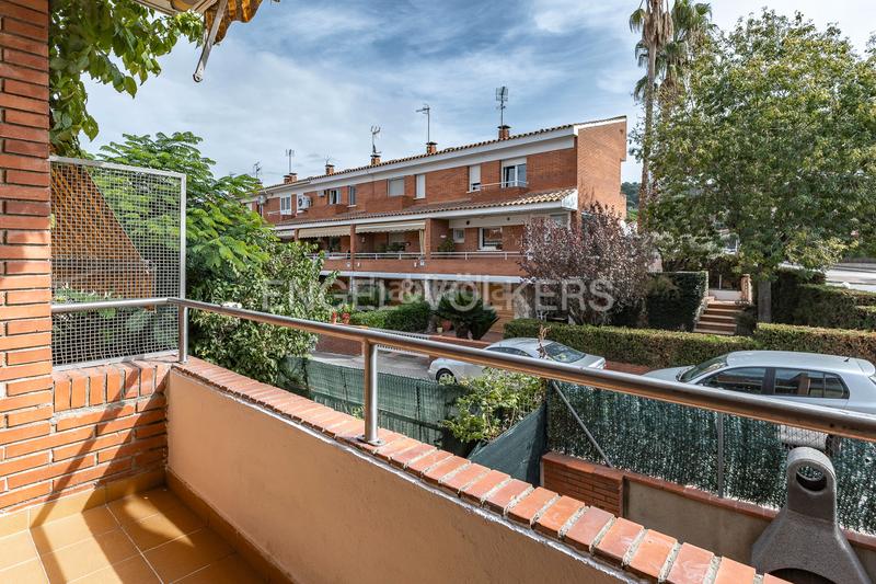 Foto fc2525d6-aa79-455b-aaab-2cfdd6f12193. Casa amb calefacció aparcament a Roca del Vallès (La)