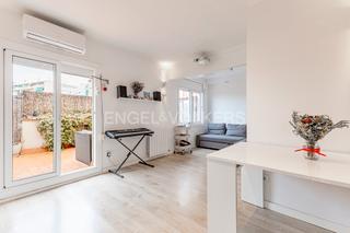 Àtic a La Sagrera. Exclusivo ático reformado con terraza en sant andreu, barcelona