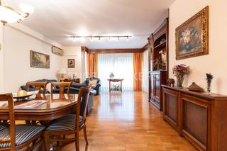 Apartament a Sant Andreu de Palomar. Descubre elegancia y confort en apartamento exclusivo en sant an