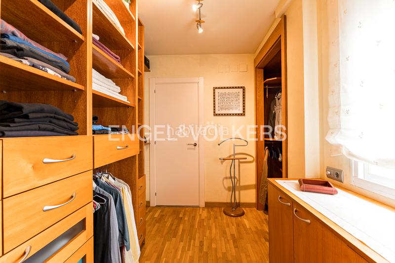 Foto 04318807-3a85-4db6-bc9e-56b376477d41. Attico con riscaldamento parcheggio in San Pere Terrassa