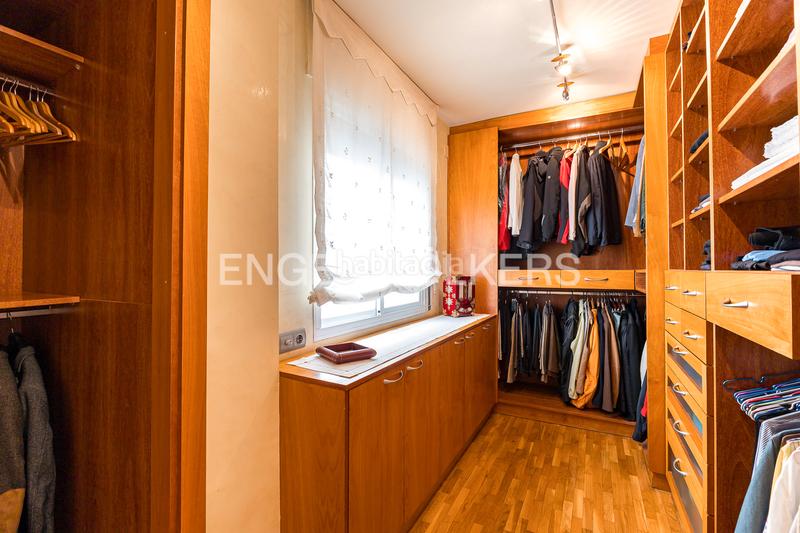 Foto 163ff936-35eb-4d10-b794-a06c46574e01. Attico con riscaldamento parcheggio in San Pere Terrassa