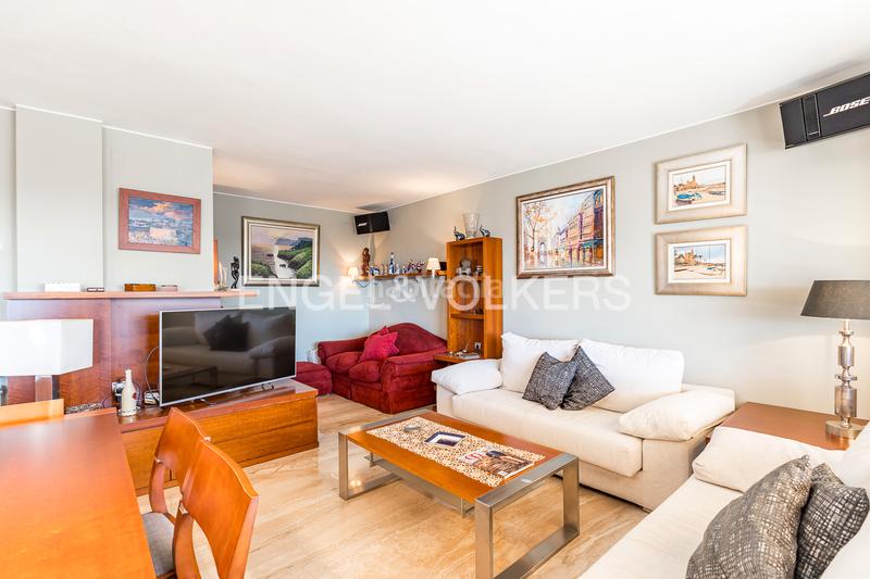 Foto 19279451-8764-49d0-aecc-e5f60d9c66be. Attico con riscaldamento parcheggio in San Pere Terrassa