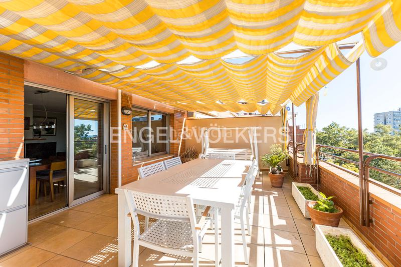 Foto 35b5e49b-3079-49e6-bbdd-5c555198a3b2. Attico con riscaldamento parcheggio in San Pere Terrassa