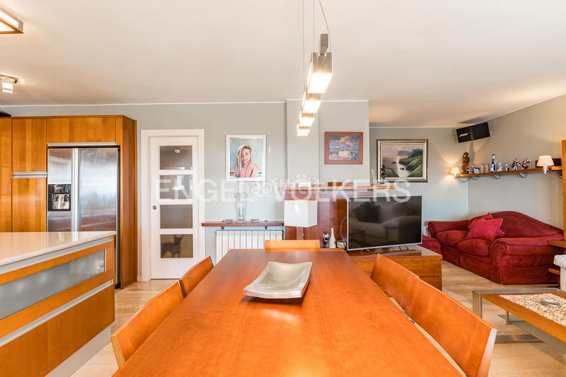 Foto 42670575-548e-449f-afc0-227e52fd76ed. Attico con riscaldamento parcheggio in San Pere Terrassa