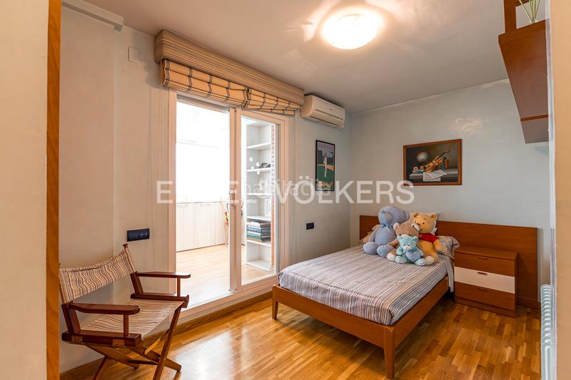 Foto 455c538a-9521-4936-86dc-afe29df4ddbd. Attico con riscaldamento parcheggio in San Pere Terrassa