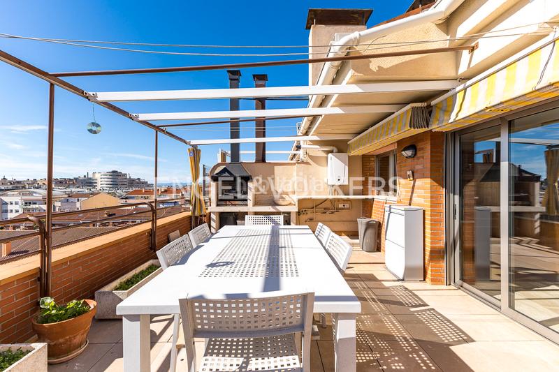 Foto bd27ad7d-26e4-4003-a9e7-f987268e2fb9. Attico con riscaldamento parcheggio in San Pere Terrassa