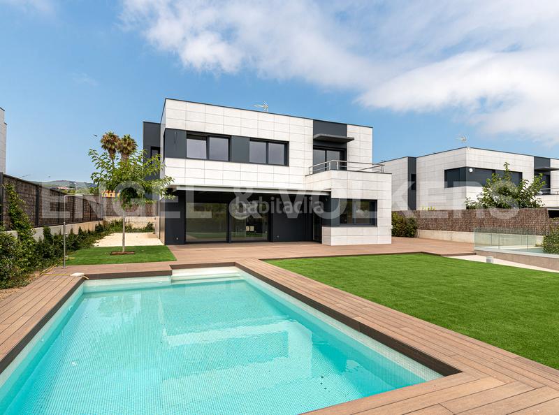 Foto 68cb7046-a908-405c-8b0e-847d392a669b. Haus mit heizung parking pool in Can Sans Sant Andreu de Llavaneres