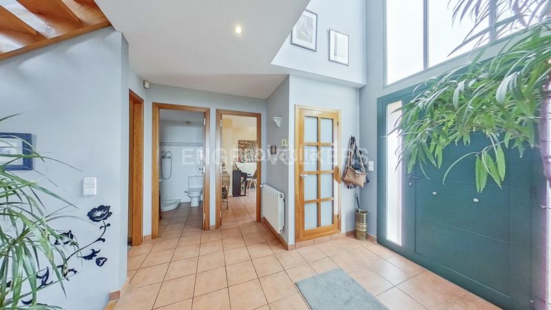 Foto 0aff39a0-8353-443a-a783-fe806f757f1b. Casa amb calefacció aparcament piscina a Canet de Mar