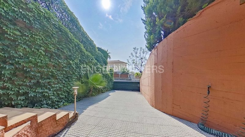 Foto 6d54a24a-b716-44a9-b53e-ede219ed6392. Casa amb calefacció aparcament piscina a Canet de Mar