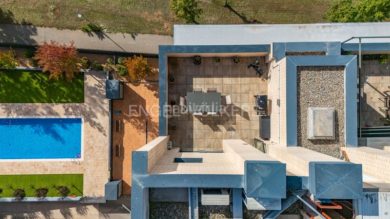 Foto 1f8a3227-ca52-45d5-9c48-2aa3f51b9fc5. Àtic amb calefacció aparcament piscina a Can Llong Sabadell